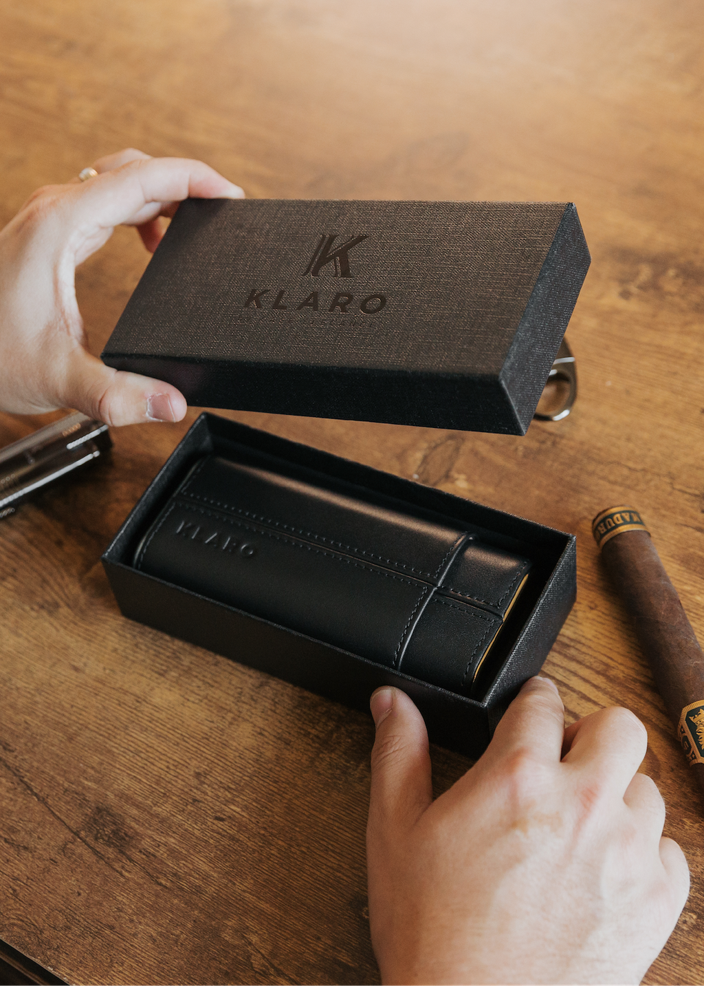 Black Three-Cigar Travel Case