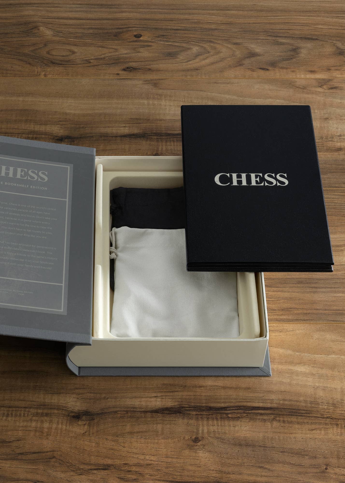 Chess Vintage Bookshelf Edition