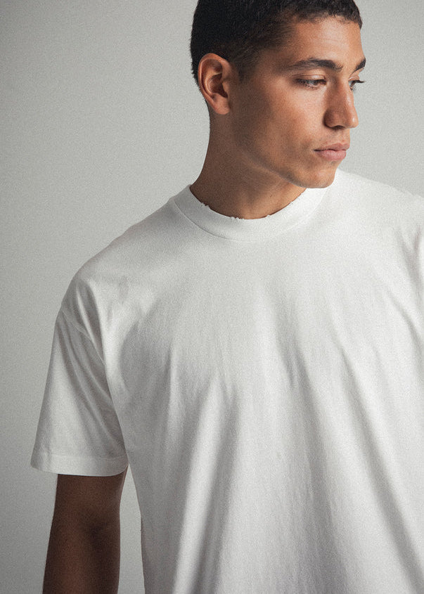 Elwood Vintage White Oversized Core Tee