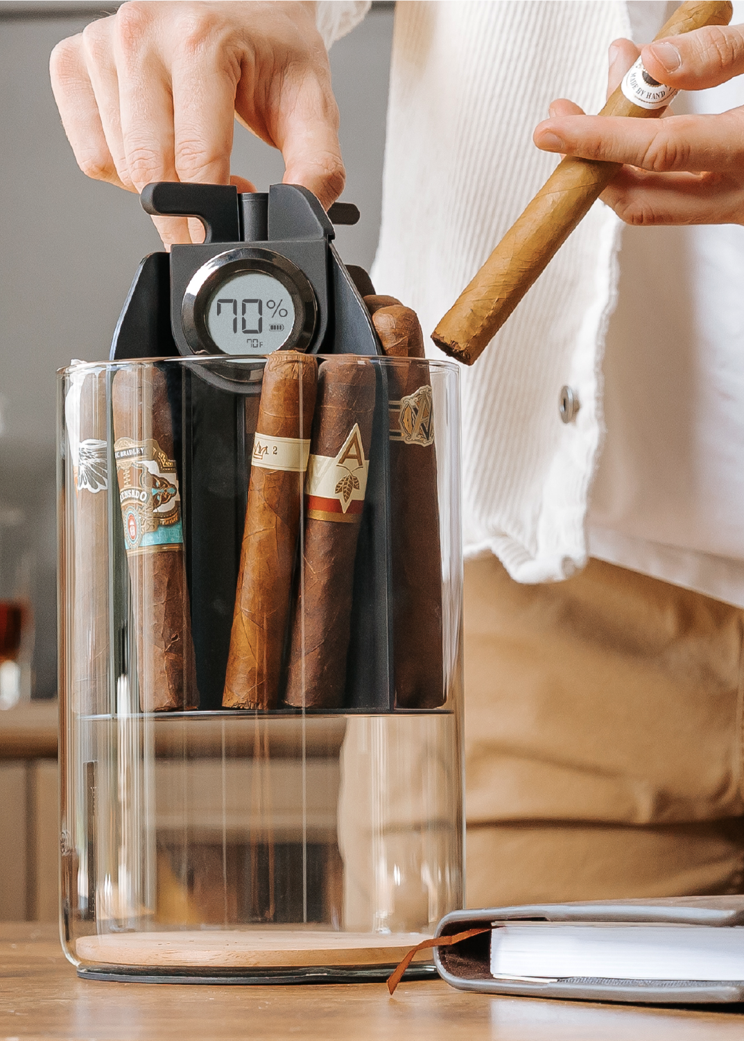 Cylindor Humidor with a Glass Jar & Ashwood Lid